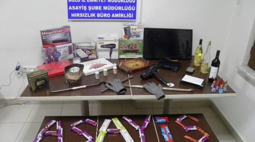 13 Yıldır Ka&ccedil;an Firari, Soygun Yaparken Yakalandı
