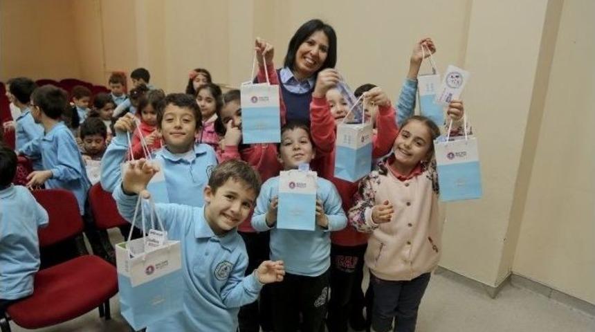 &Ouml;ğrencilere Hijyeni Oyunla &Ouml;ğretiyorlar