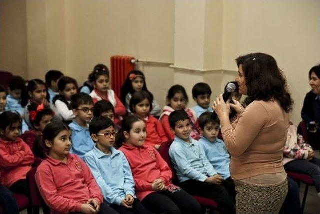 Öğrencilere Hijyeni Oyunla Öğretiyorlar