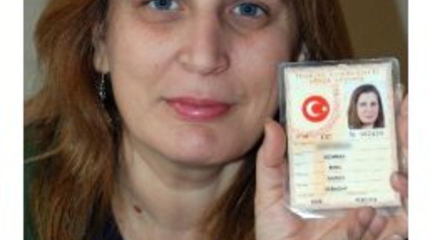 Annesini &Ouml;lmeden Tanımak İstiyor