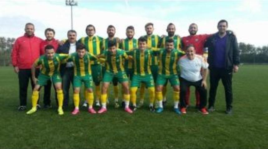 Altınova Belediyespor Antalya&rsquo;da Kampa Girdi
