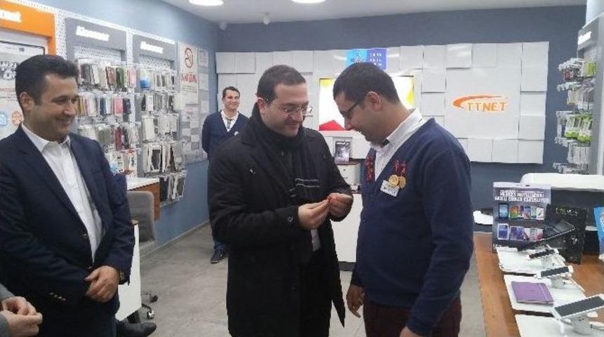 Yılın Elemanına 10 Adet Tam Altın &Ouml;d&uuml;l&uuml; Verildi