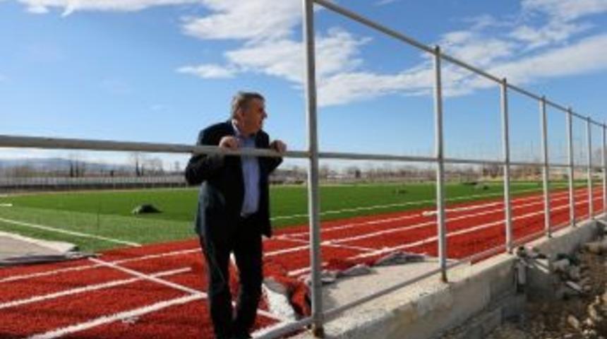 Akyazı Spor Tesisine Kavuşuyor