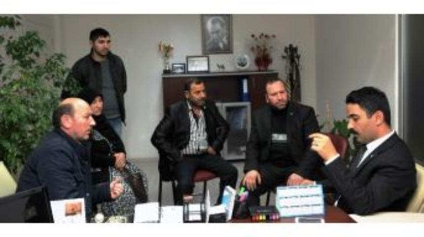 İzmit Belediyesi, &Ccedil;ek&ccedil;ekcileri Uyardı