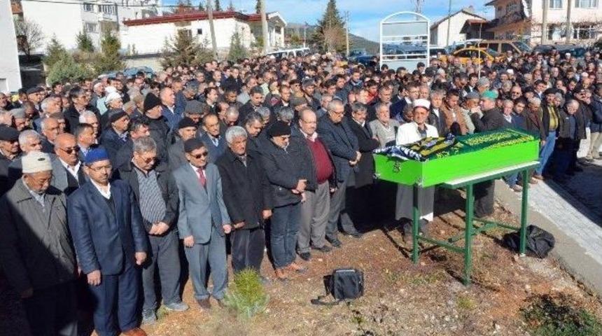 Mhp&rsquo;li Y&ouml;netici G&ouml;zyaşlarıyla Uğurlandı