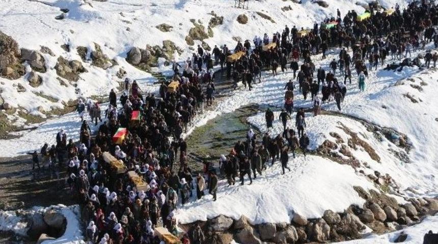 Cizre Ve Silopi&rsquo;de &Ouml;len 12 Kişinin Cenazesi Defnedildi