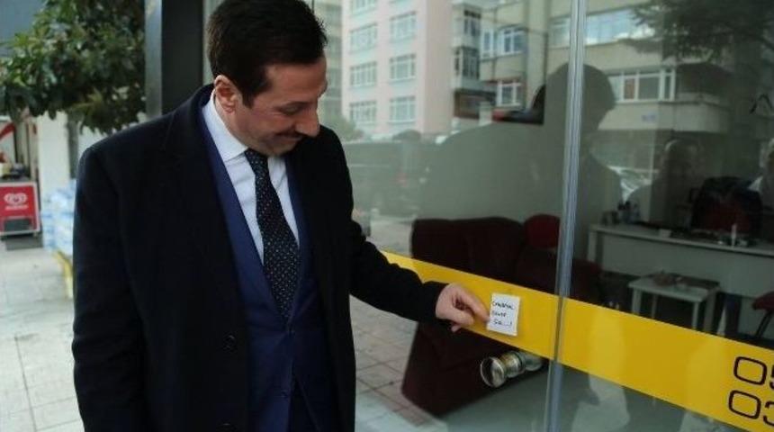 Tok, Esnafın "camideyim Sen De Gel" Notunu Yerine Getirdi