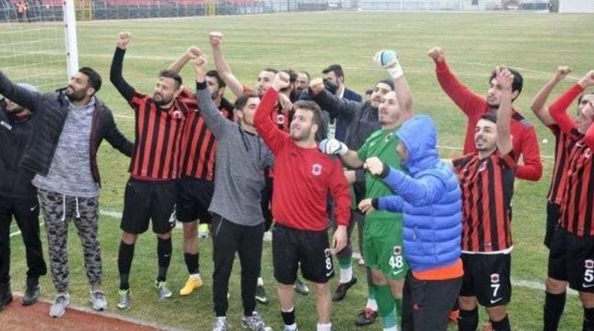 Tki Tavşanlı Linyitspor İkinci Yarıya Moralli Başladı