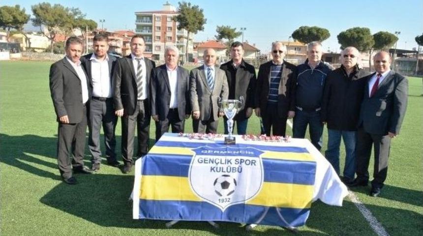 Başkan Akın&rsquo;dan Şampiyon Germencikspor&rsquo;a Tam Destek