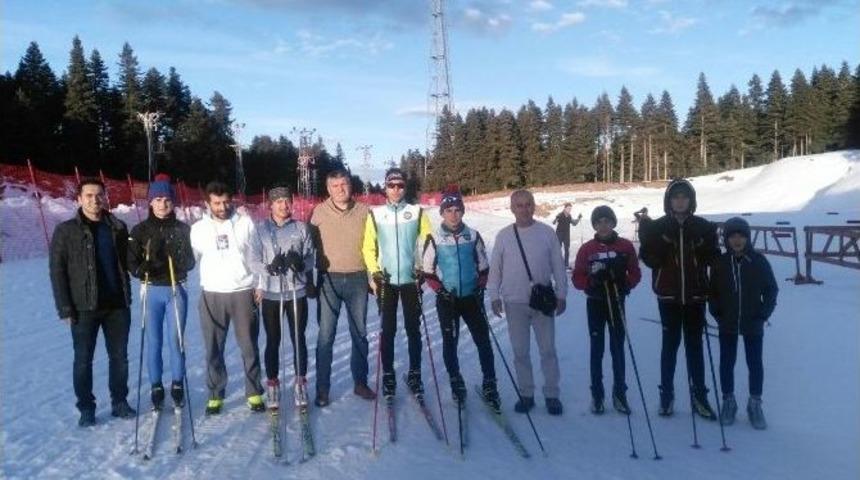 Ordulu Kayak&ccedil;ılar Kayaklı Koşu Yarışlarına Katıldı