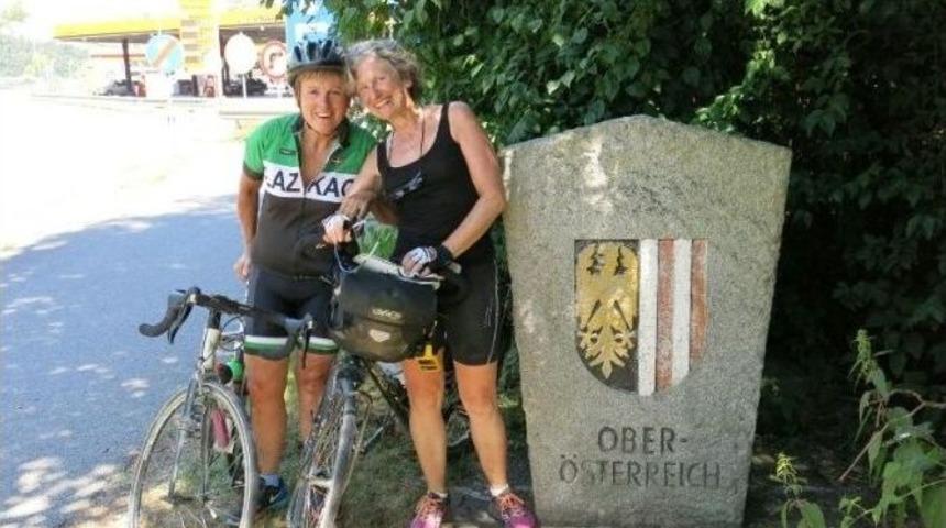 Yaşıtları Evde Otururken Bisikletle Dünya Turuna Çıktı.