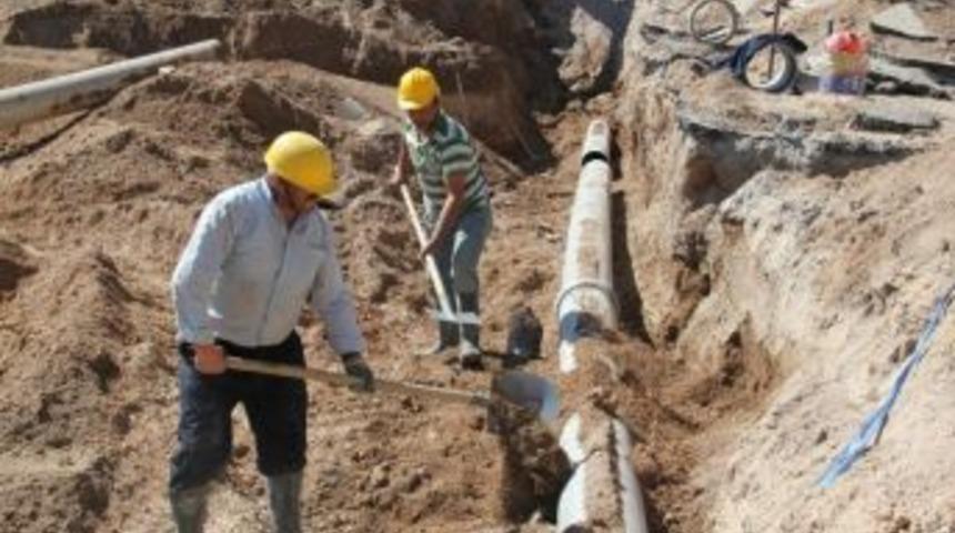 Su Ve Kanalizasyon İşleri M&uuml;d&uuml;rl&uuml;ğ&uuml;, 10 Bin 715 Metre Şebeke Hattı D&ouml;şedi