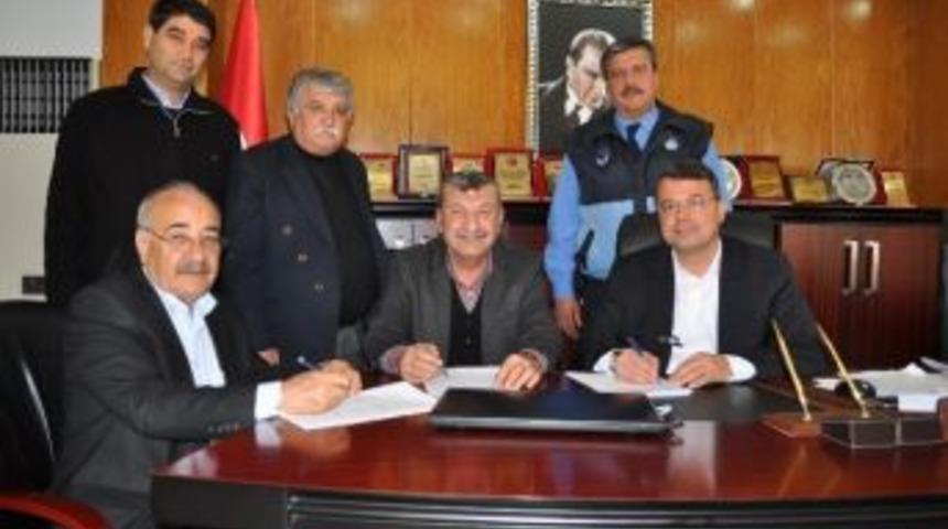 Silifke Belediyesi&rsquo;nde Memurların Toplu S&ouml;zleşme Sevinci