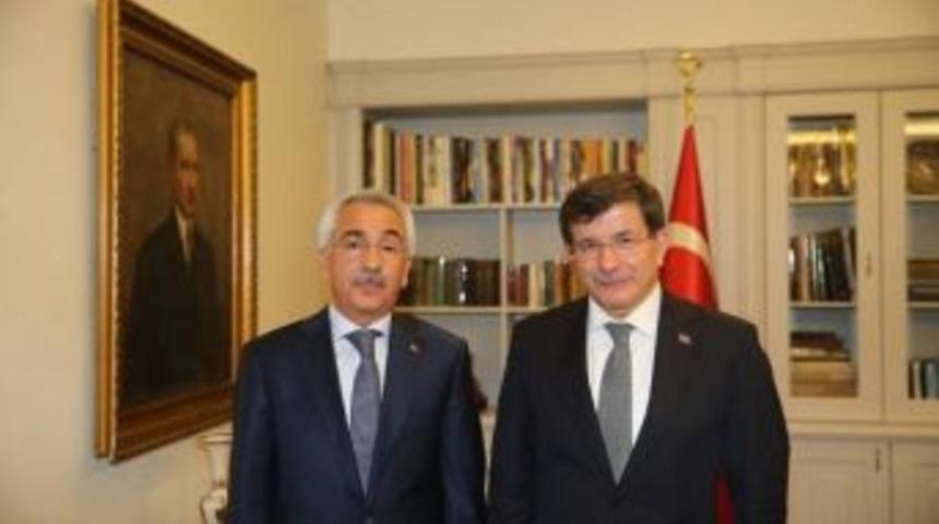 Ak Parti&rsquo;den Bayırbucak T&uuml;rkmenlerine Yardım