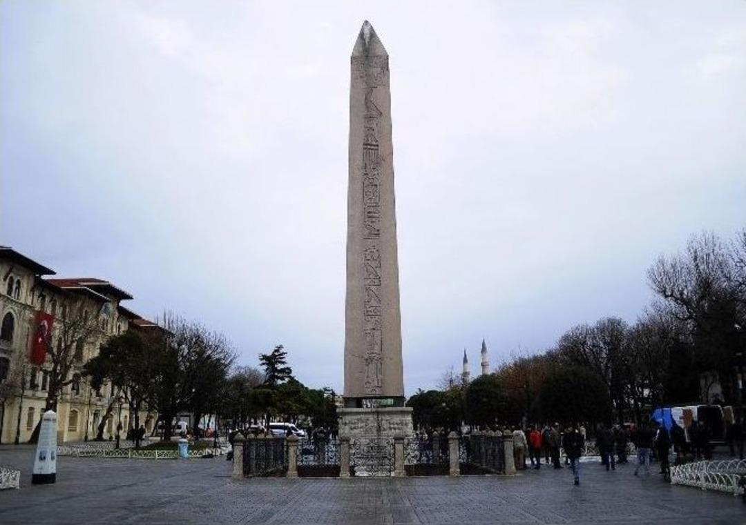 Sultanahmet Meydanı Normale D&ouml;nmeye Başladı