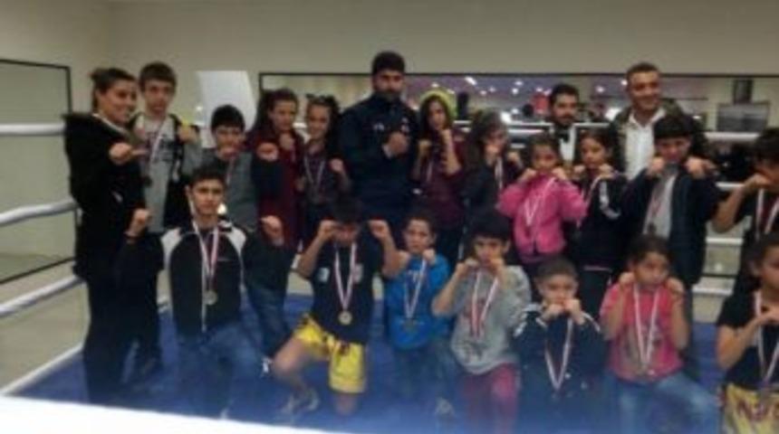 Hatay&rsquo;ı Temsil Edecek Muay Thai Sporcuları Belirlendi