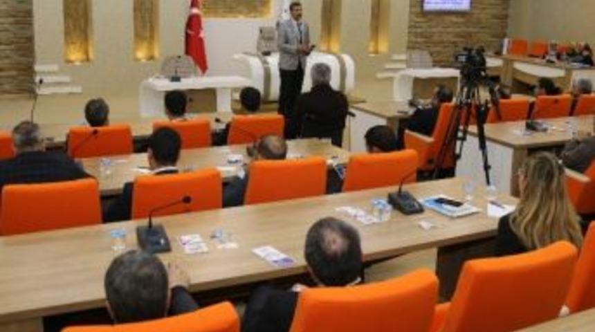 Elazığ Belediyesinden &rsquo;etkin İletişim Ve Liderlik&rsquo; Semineri