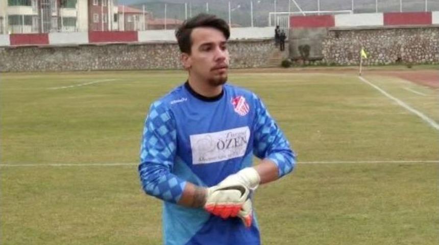 Bilecikspor&rsquo;un Kalecisi Hakan Dura&rsquo;nın Tam 26 Ma&ccedil;tır Yedeği Yok