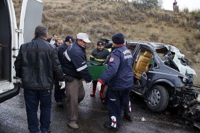 Trafik Kazasında Bir Aile Yok Oldu