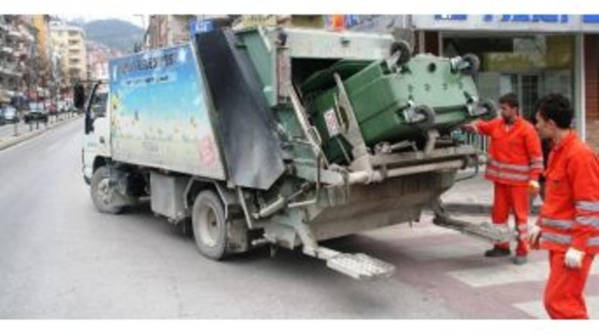 İzmit&rsquo;te 133 Bin Ton &Ccedil;&ouml;p Toplandı