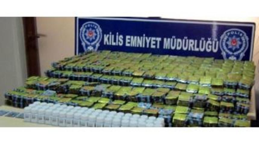 G&uuml;mr&uuml;k Ka&ccedil;ağı 8 Bin 590 Tıbbi İla&ccedil; Ele Ge&ccedil;irildi