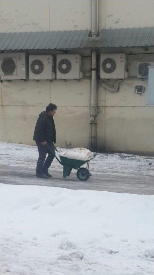 Un Kampanyası Devam Ediyor