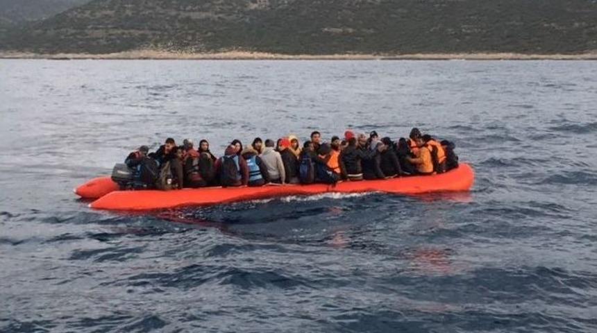 Antalya&rsquo;dan Meis Adası&rsquo;na Ge&ccedil;meye &Ccedil;alışan 57 Suriyeli Yakalandı