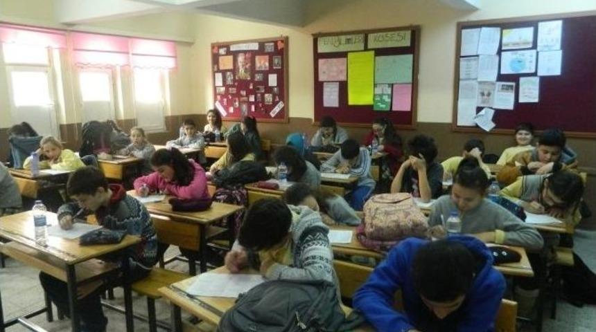Kenan Evren Ortaokulunda &rsquo;başarıyı Yaşa&rdquo; Sınavı