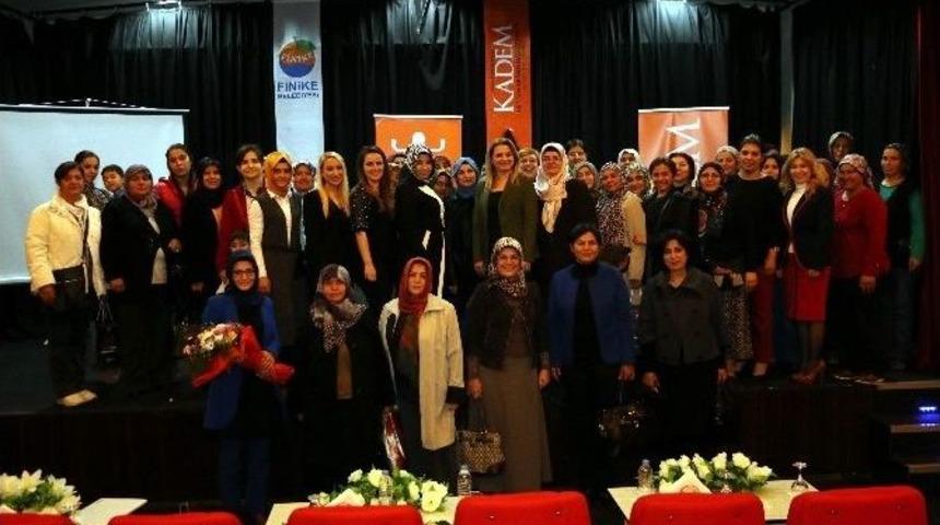 Kadınlara &rsquo;kadın Yasal Hakları&rsquo; Eğitimi