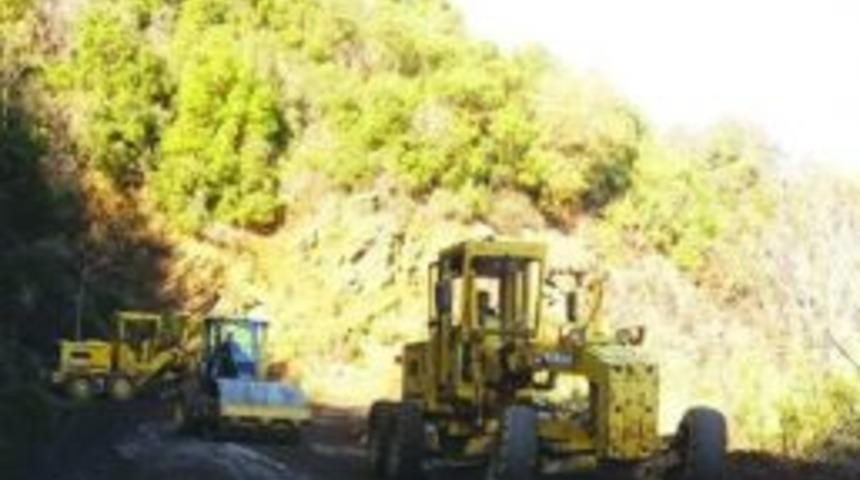 B&uuml;y&uuml;kşehir, Gazipaşa&rsquo;da 2016 Asfalt Sezonunu A&ccedil;tı