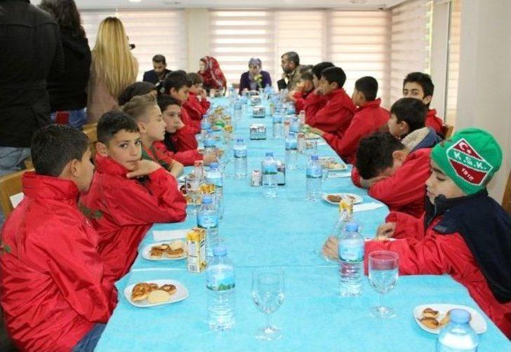 Delican’dan Türkmenlere Yardım Çağrısı G4