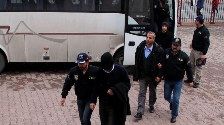 Kayseri’de Paralel Yapı Operasyonu: 6 Gözaltı