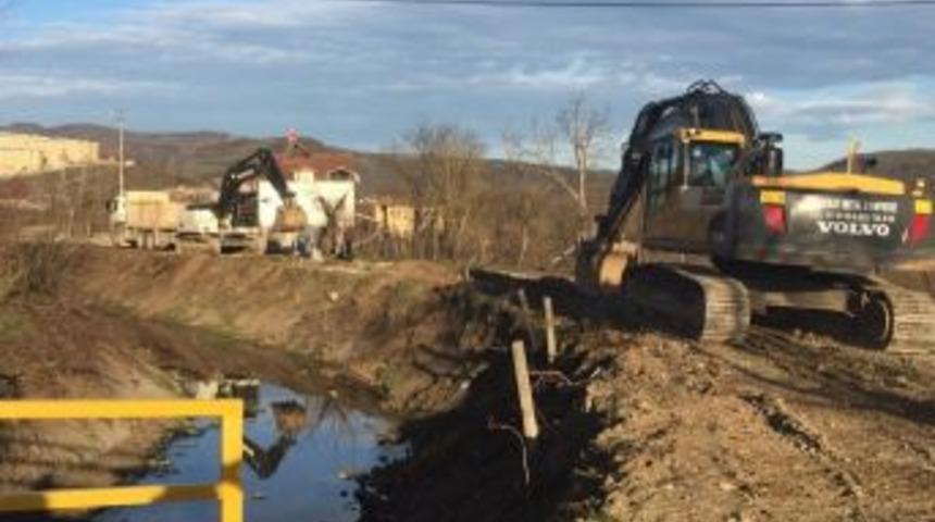 Konuralp&rsquo;de Kanalizasyon Ana Şebeke Tamamlanıyor