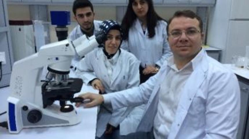 Başarılı Bilim Adamı Do&ccedil;. Dr. T&uuml;rkez&rsquo;den Akademisyen Bildirisine Sert Tepki