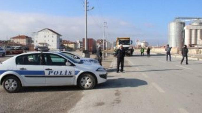 Karaman&rsquo;da Drift Atan 17 S&uuml;r&uuml;c&uuml;n&uuml;n Ehliyetine El Konuldu