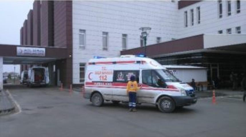 İlk&ouml;ğretim Okulu &Ouml;ğrencisi D&uuml;şerek Yaralandı