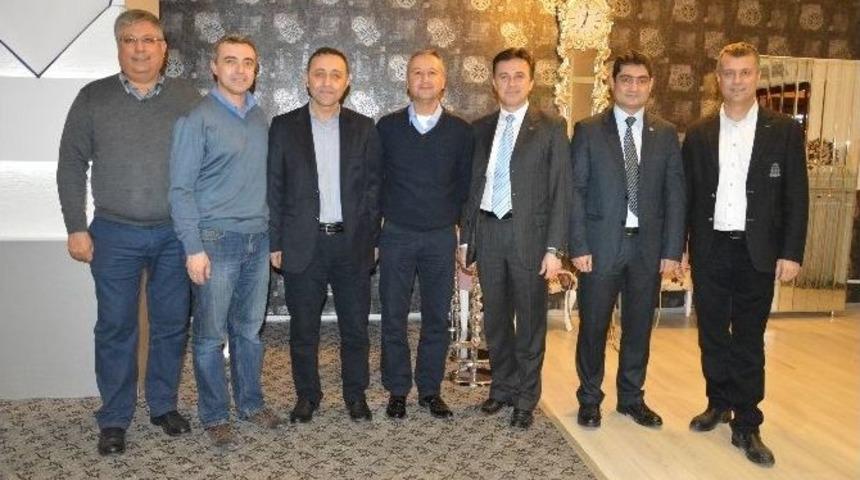 Mmo &Uuml;yeleri Yeni Yılda İlk Kez Buluştu