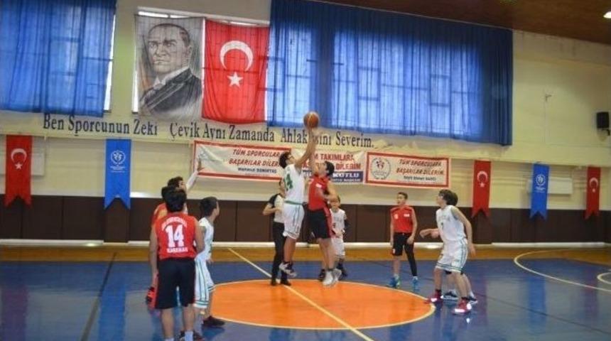 Basketbol Grup M&uuml;sabakaları Başladı