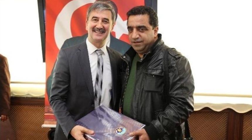 Başkan Şirin Yerel Basına Destek &Ccedil;ağrısında Bulundu