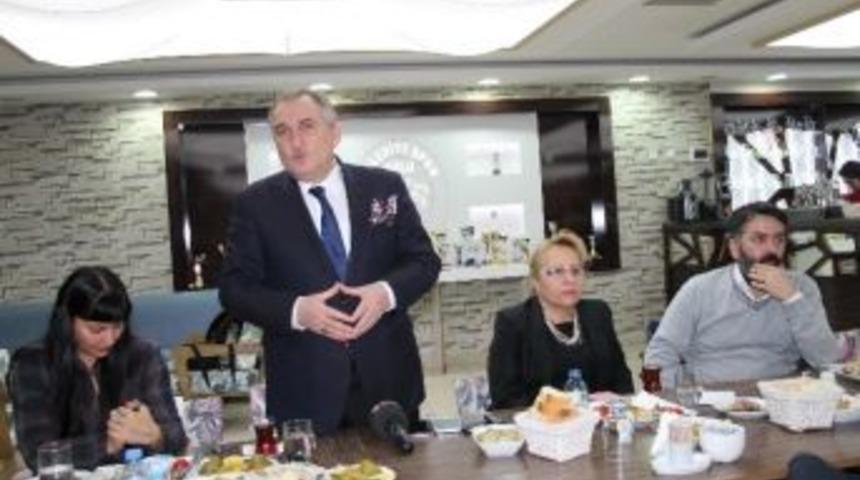 Bolu Belediye Başkanı Gazetecilerle Buluştu