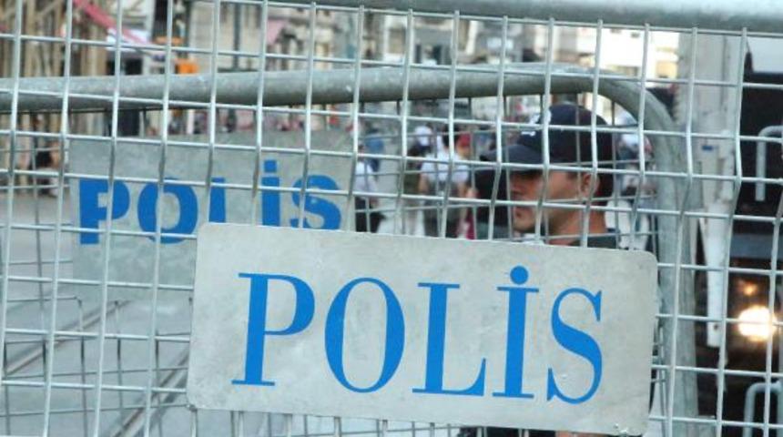 İstiklal Caddesi'nde 'Cumartesi Anneleri'nin eylemine karşı yoğun g&uuml;venlik &ouml;nlemleri