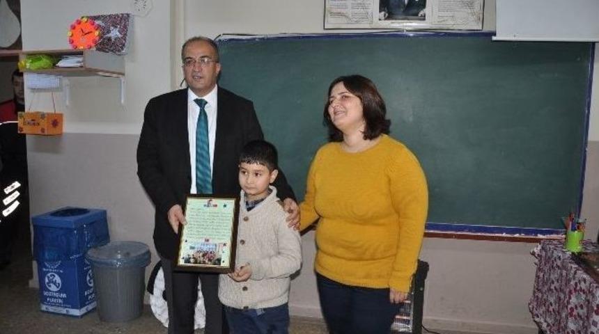 &Ouml;ğrenci, Emniyet M&uuml;d&uuml;r&uuml;ne Mektup Yazarak Okuluna Davet Etti