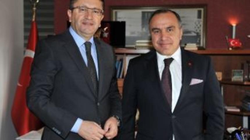 Arnavutluk B&uuml;y&uuml;kel&ccedil;isinden Anlamlı Ziyaret