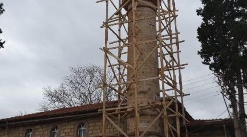 300 Yıllık Cami Restore Ediliyor