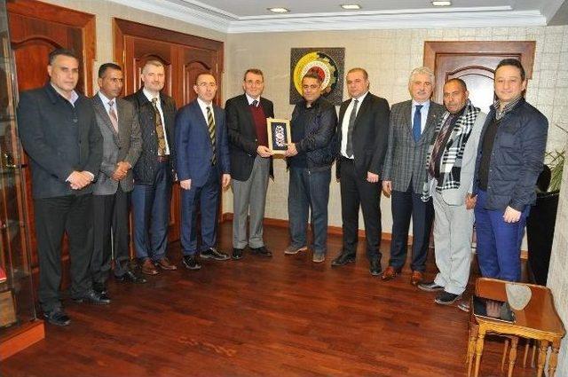 &Uuml;rd&uuml;nl&uuml; Belediye Başkanı Almomani&rsquo;den İşbirliği Vurgusu 2