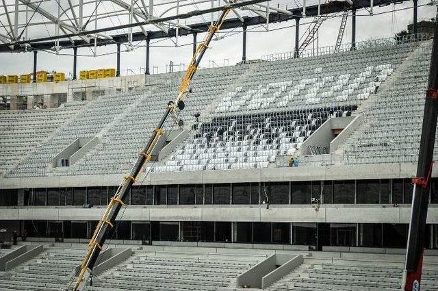 Vodafone Arena’da Koltuk Montajı Başladı