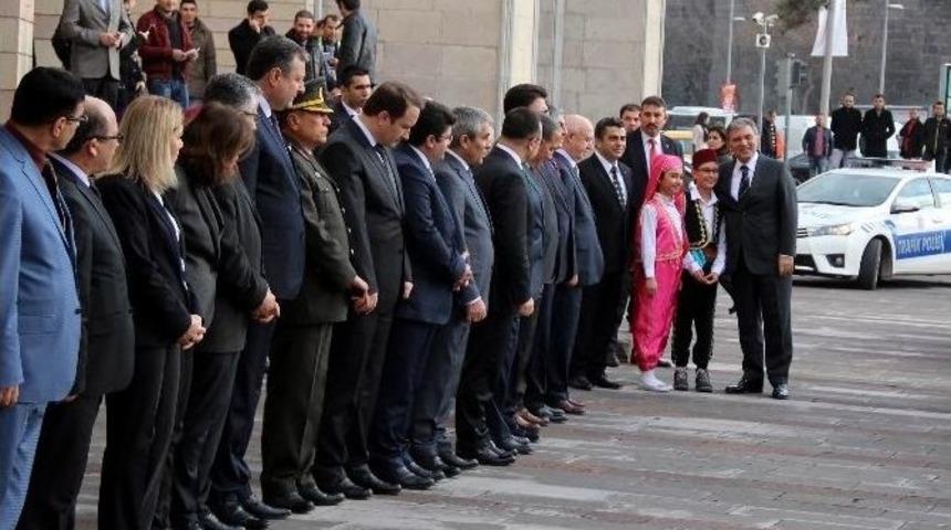 11.cumhurbaşkanı Abdullah G&uuml;l Kayseri&rsquo;den Ayrıldı