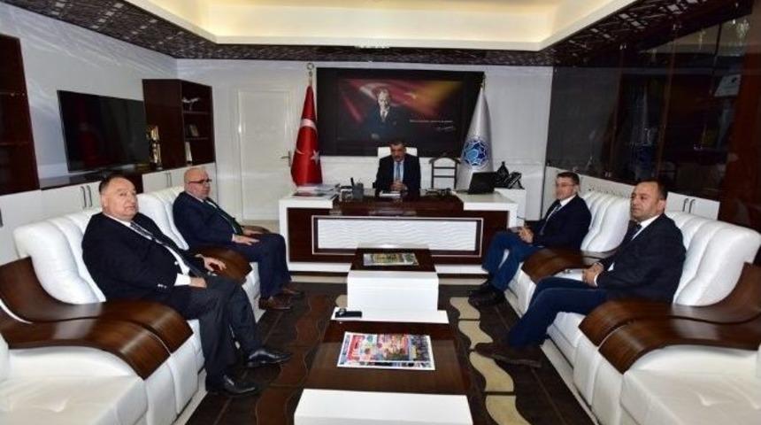 Miad Başkanı Akdaş, Başkan G&uuml;rkan&rsquo;ı Ziyaret Etti