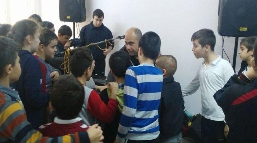 U&ccedil;ar: &rsquo;&rsquo;bizim &Ccedil;ocuklarımız &Ouml;zeldir Herşeyi Hakediyorlar&rsquo;&rsquo;