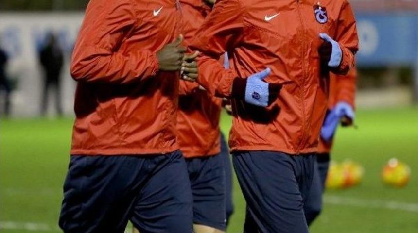 Trabzonspor&rsquo;da Cardozo Ve Douglas Antrenmana Katıldı